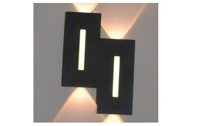 .TYSON LED OUTDOOR WALL LIGHT
