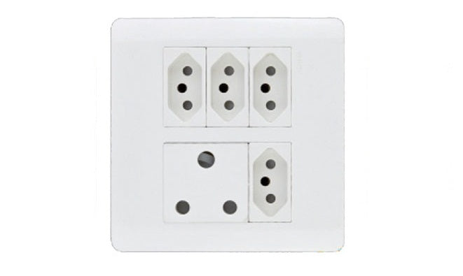 AUSMA L RANGE 4*4 3x16A(N) 1x16A (D)